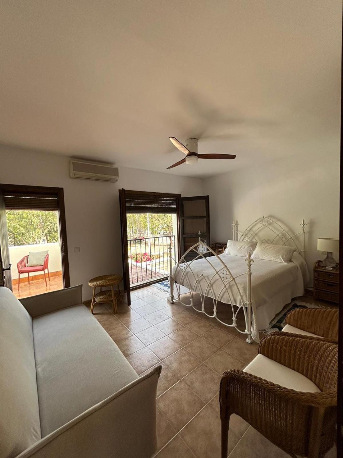 Casa Con Piscina En San Jose Sotillo 외부 사진